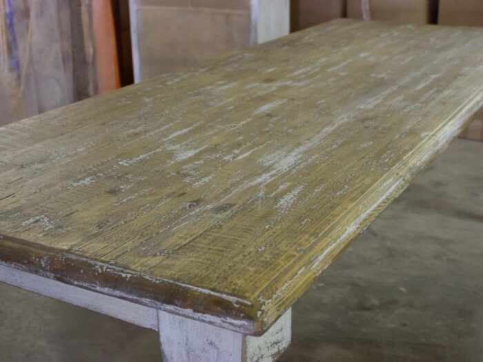 Antique Elmwood Table on Turned Leg