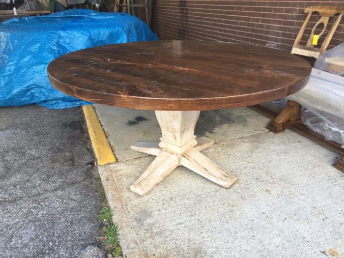 Round Kimbolton Table