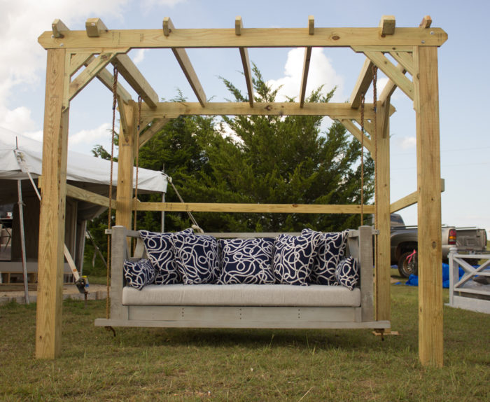 Outdoor Swings & Day Beds