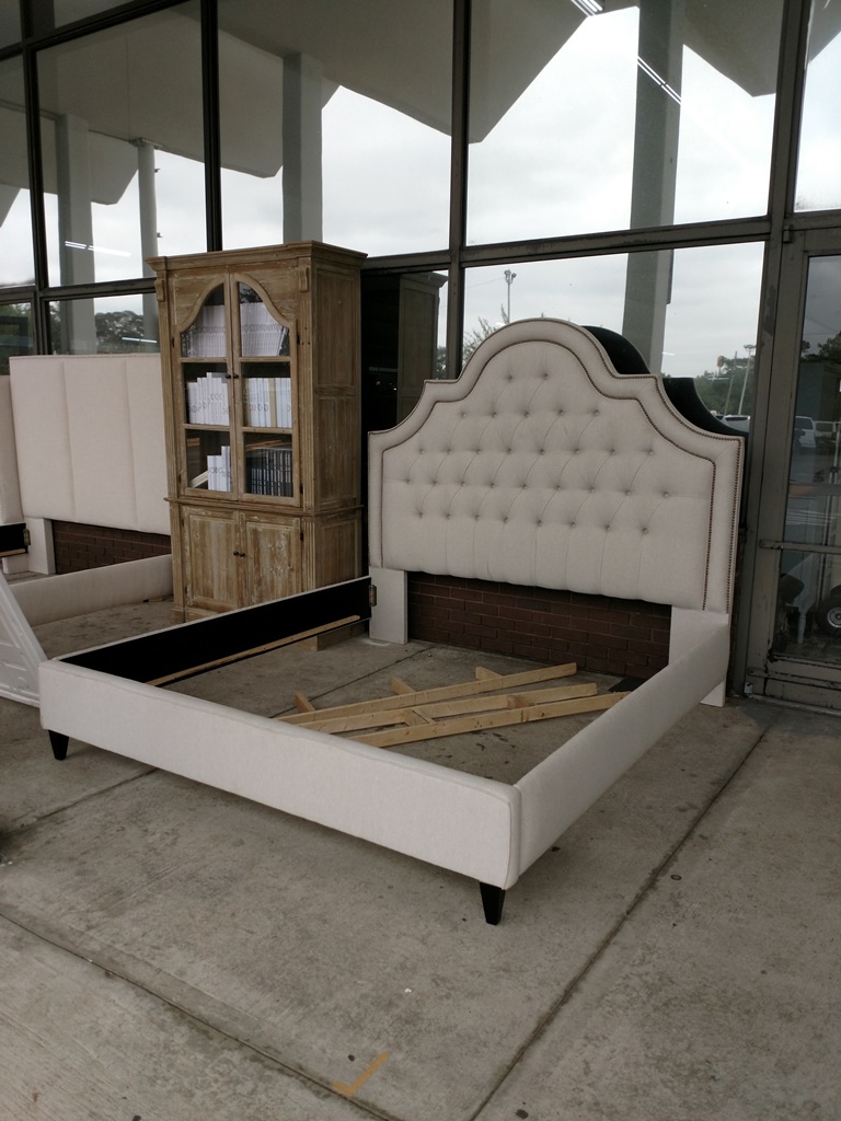 Bardot Scalloped Headboard - Image 2