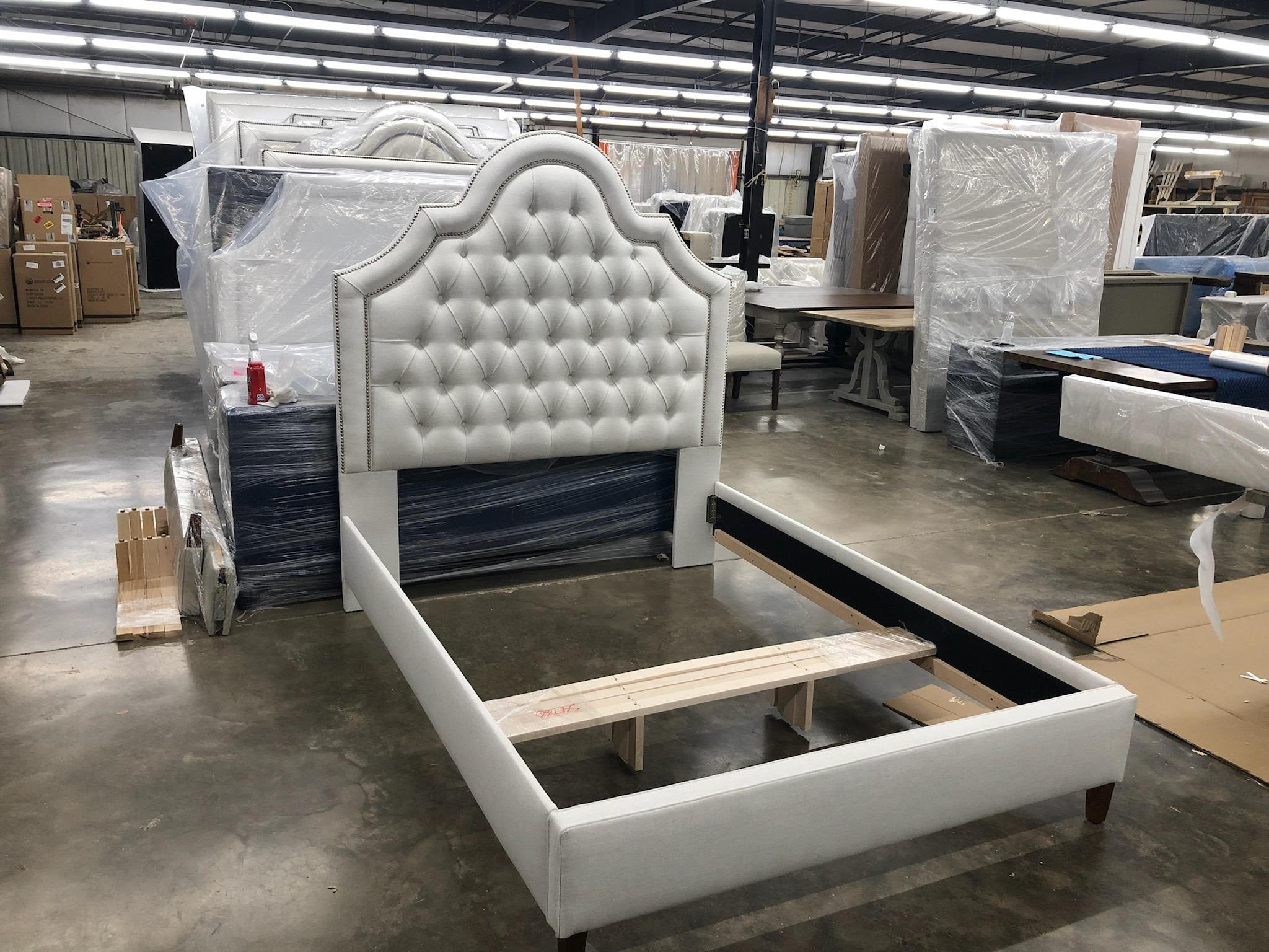 Bardot Scalloped Headboard - Image 4