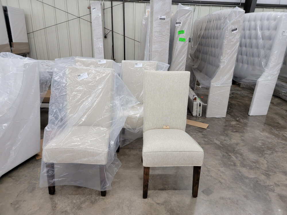 Slipcover With Exposed Leg - Image 2