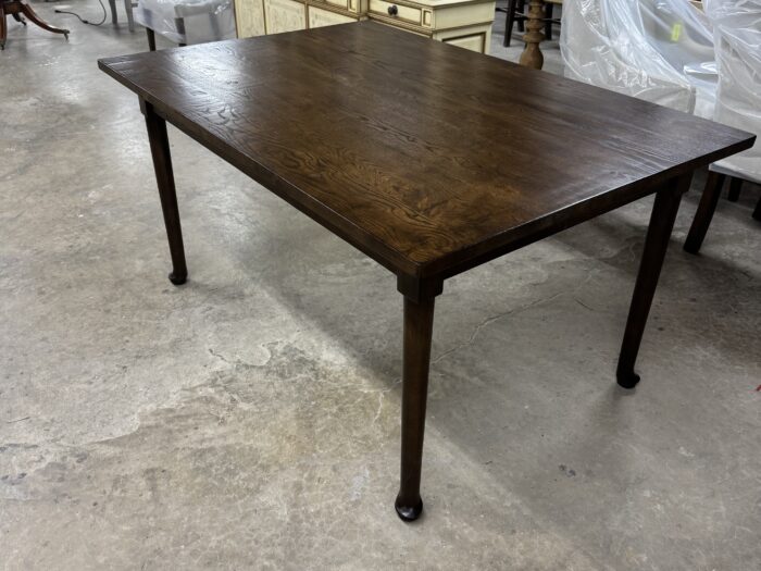 Oak Pad Foot Table
